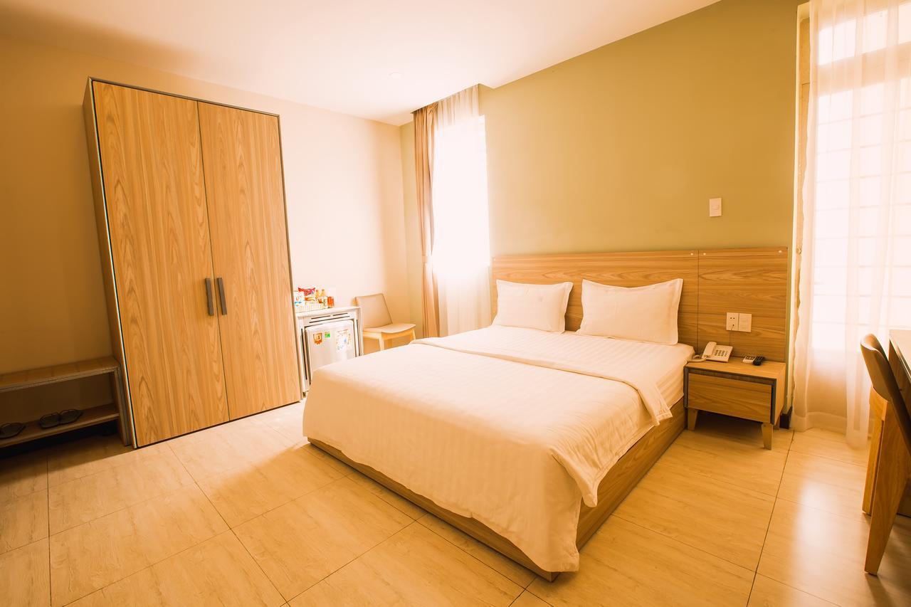Mai Vy Hotel Trang Bang Esterno foto