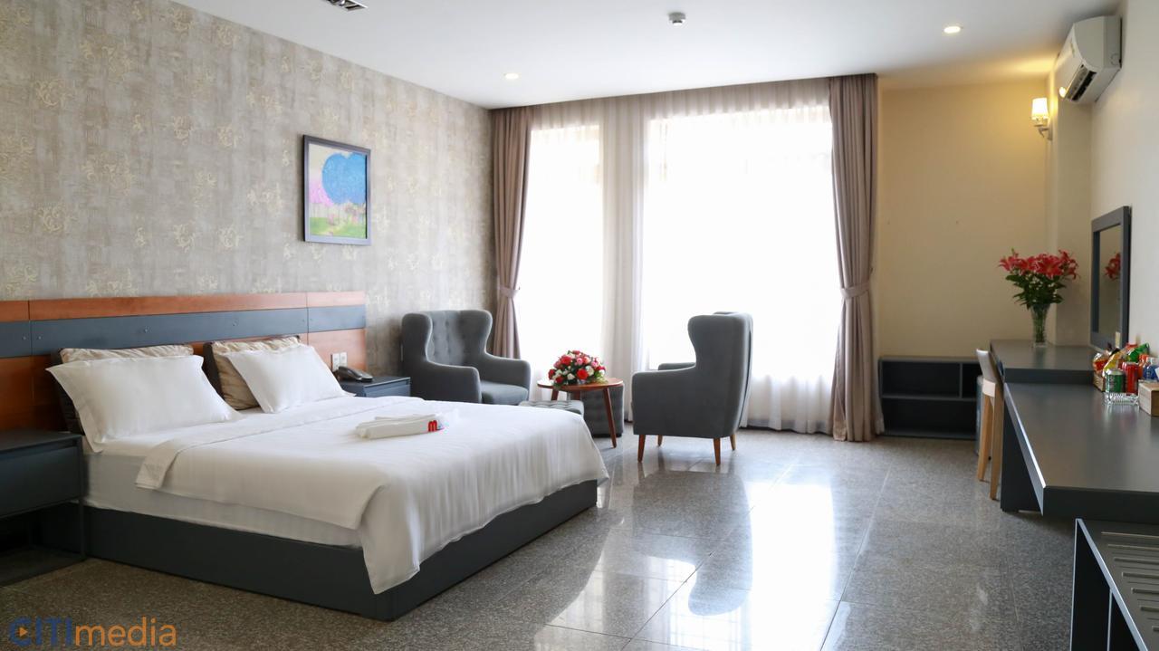 Mai Vy Hotel Trang Bang Esterno foto