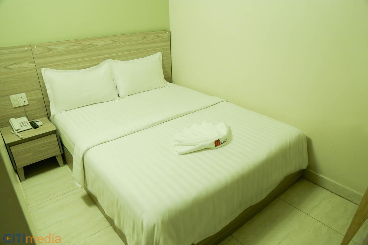 Mai Vy Hotel Trang Bang Esterno foto